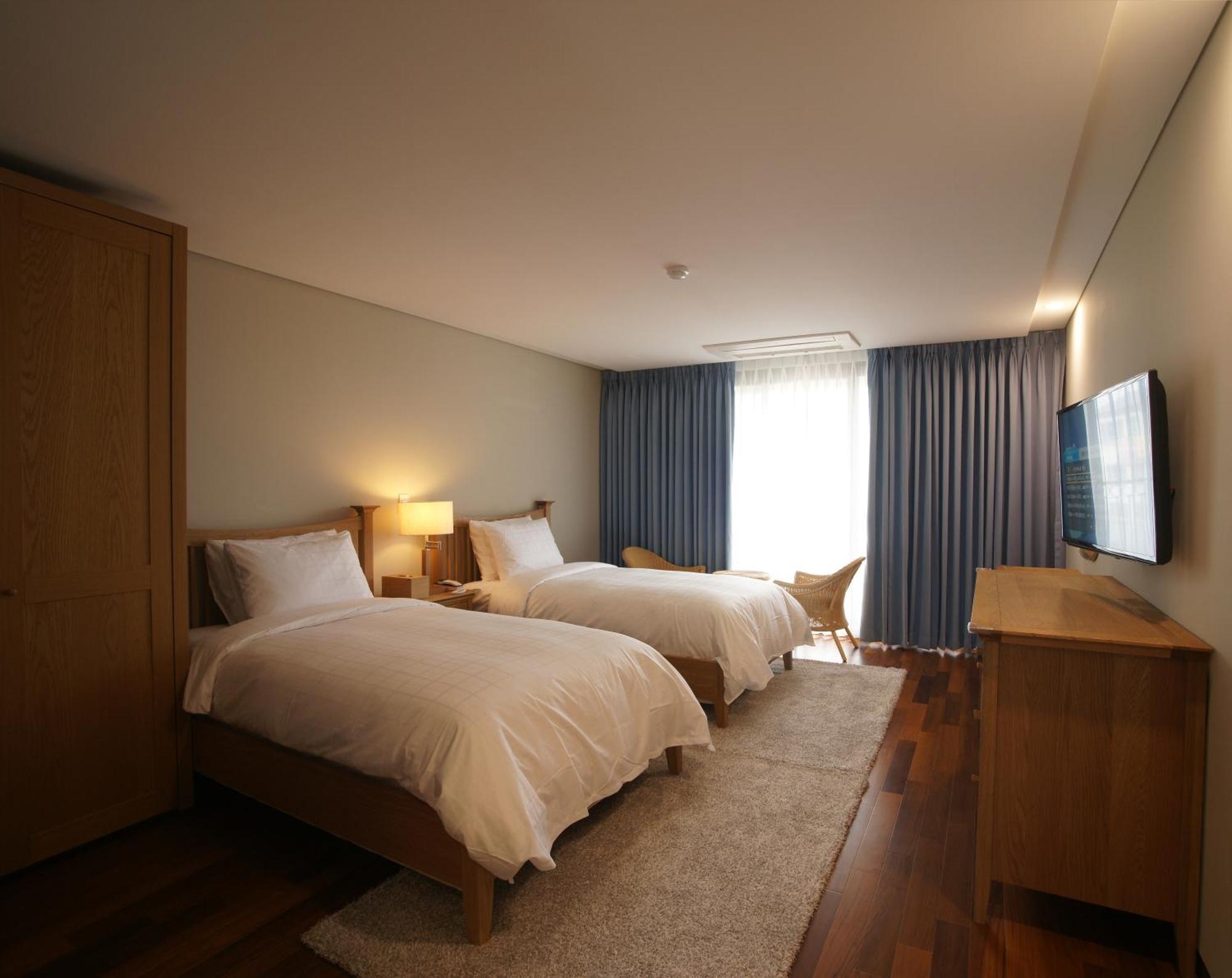 Illeinn Hotel Seogwipo Eksteriør billede